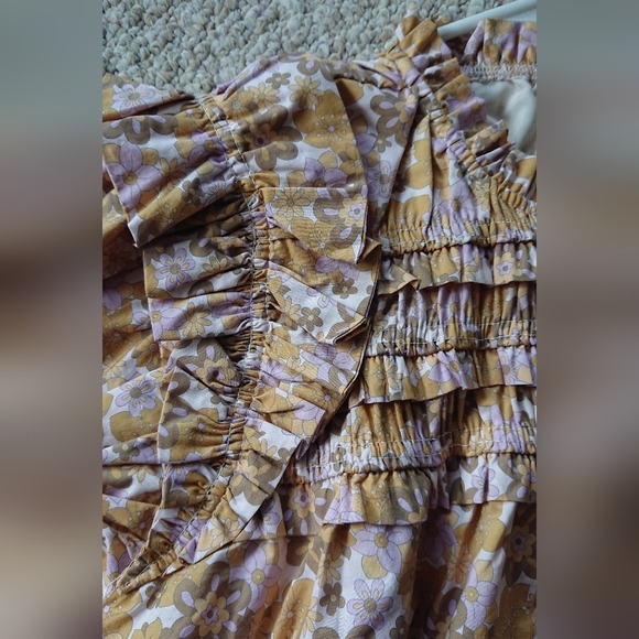 AUREUM Smocked Ruffled floral Blouse size M - Picture 6 of 12